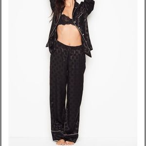 NWT Victoria’s Secret black satan pj’s w/ slippers